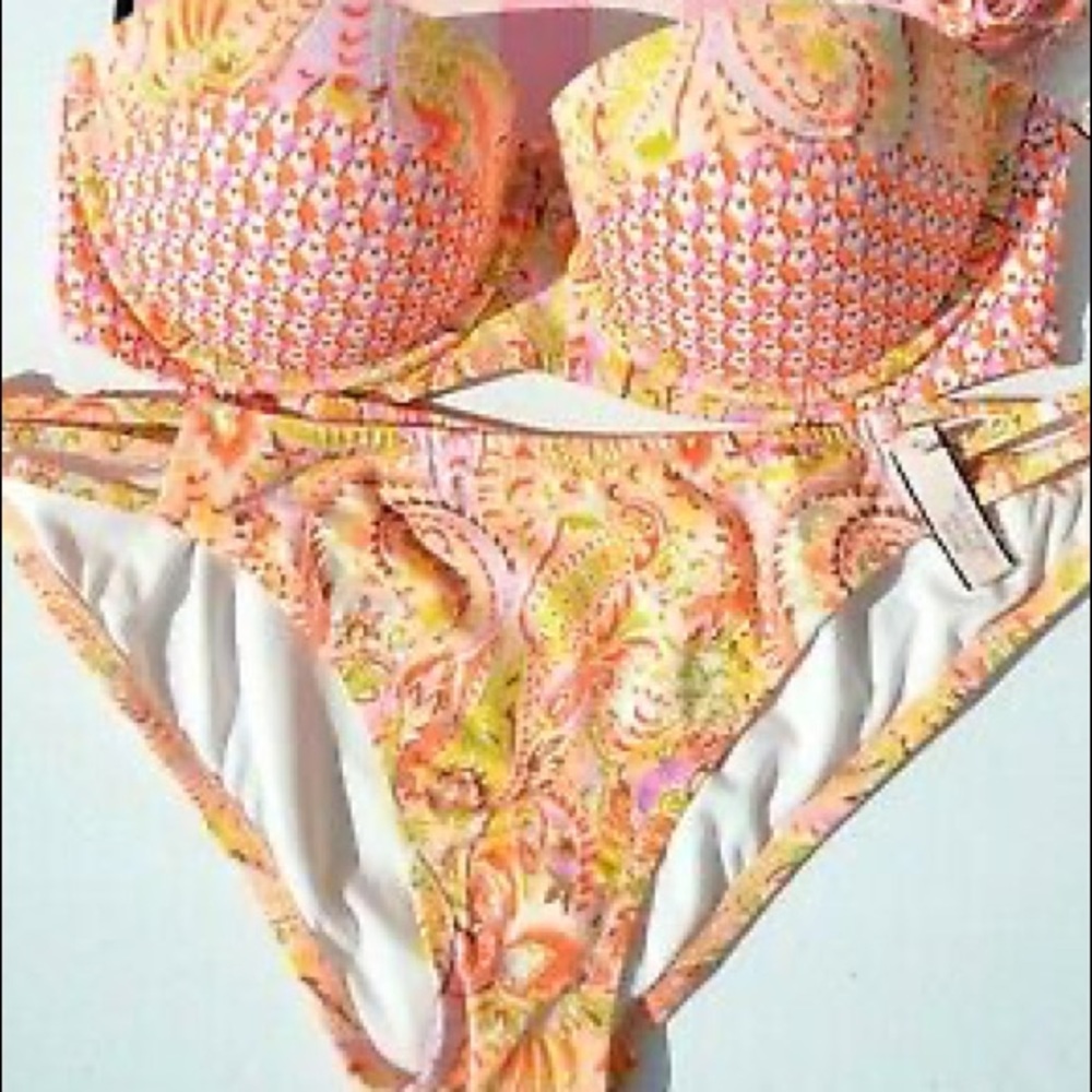 VS paisley/retro bikini